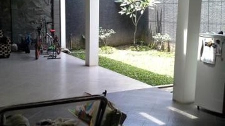 Rumah Bagus Siap Huni di  Komplek Banjarsani Indah di Antapani-Bandung