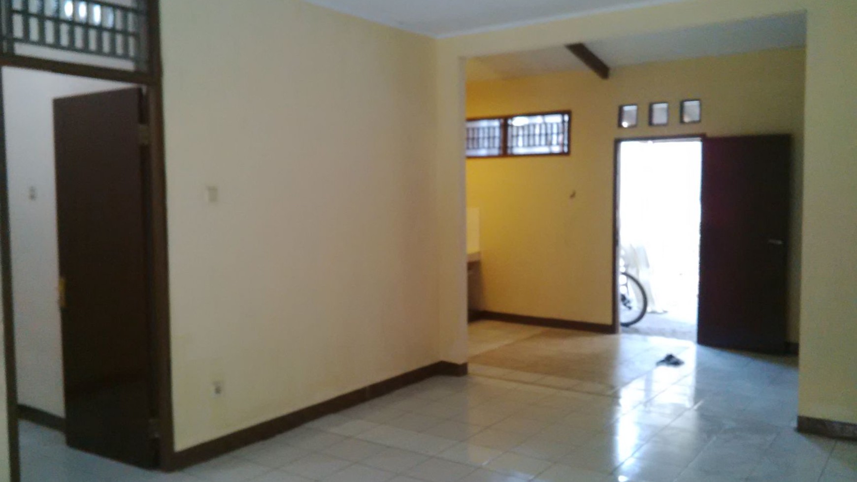 Dijual Rumah nyaman dan lingkungan strategis.#AK