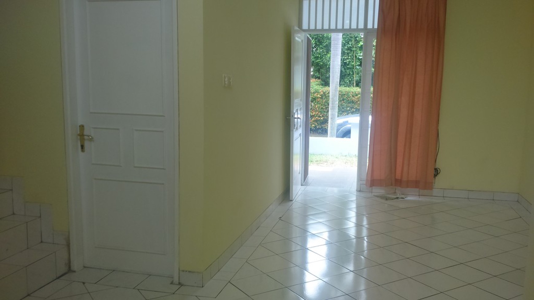 Disewakan Rumah Taman Bromo - Lippo Karawaci