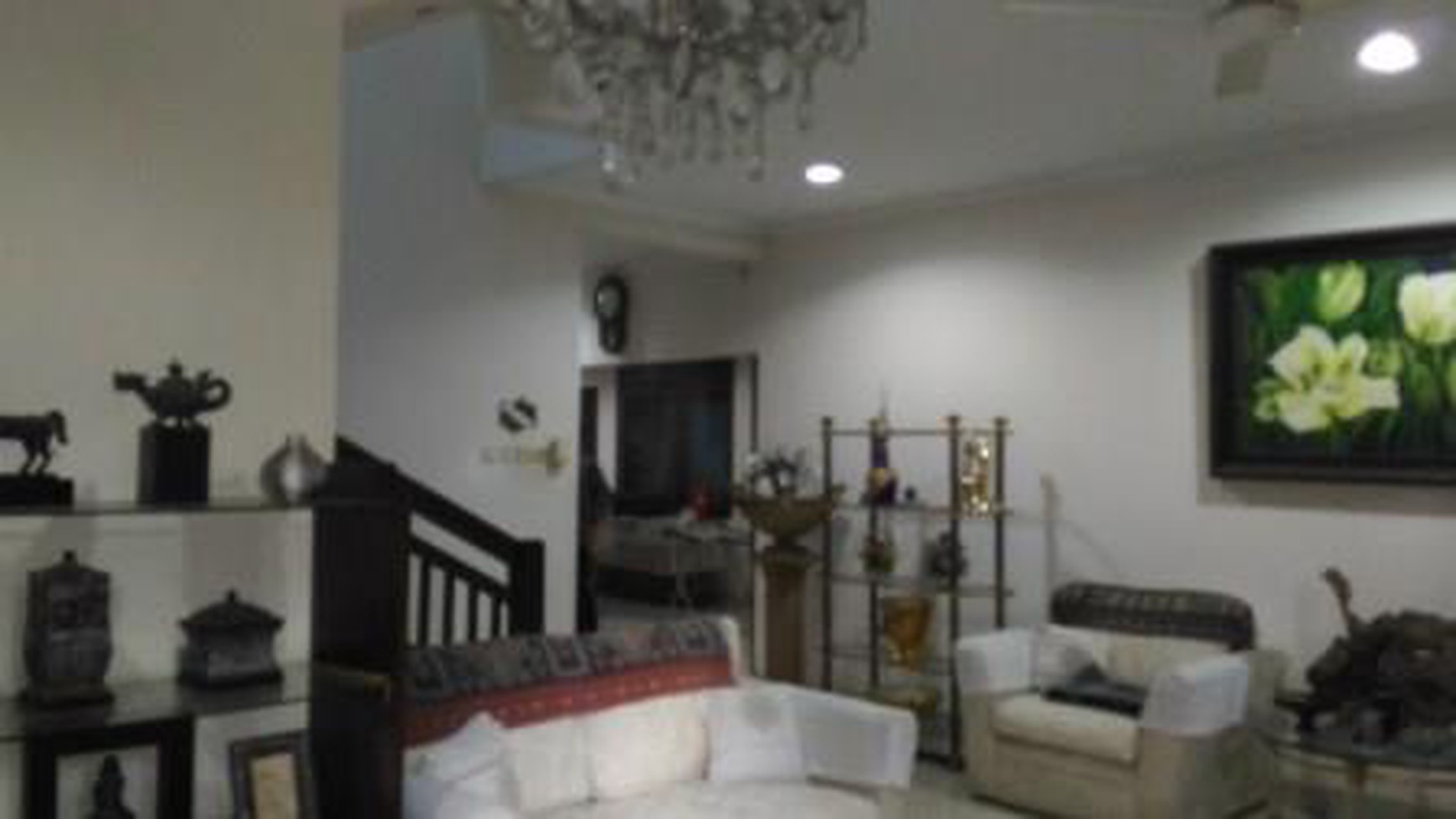 Rumah etnik gaya Bali luas 195m harga 4.5M