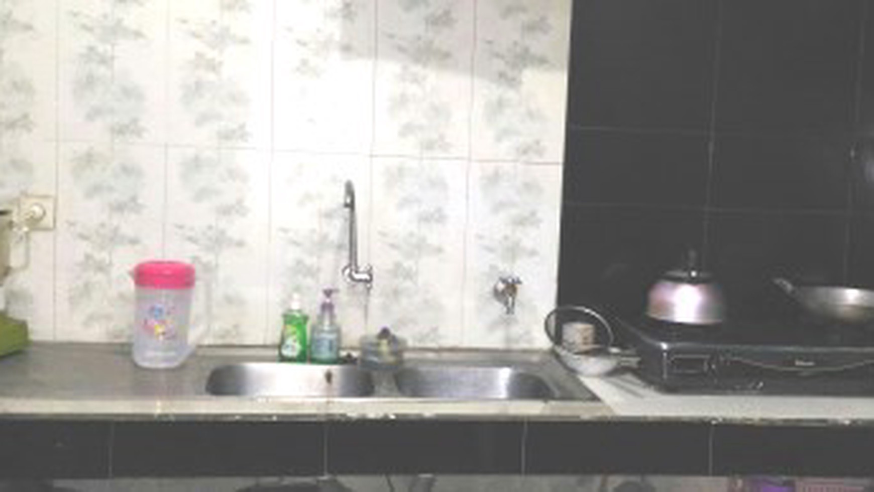 Rumah dekat Graha bintaro 113m cuma 800jt nego
