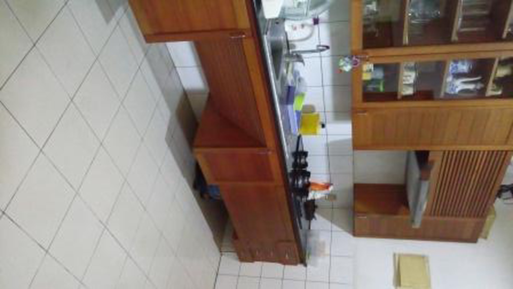 Rumah Hook Di Menteng Bintaro #EU