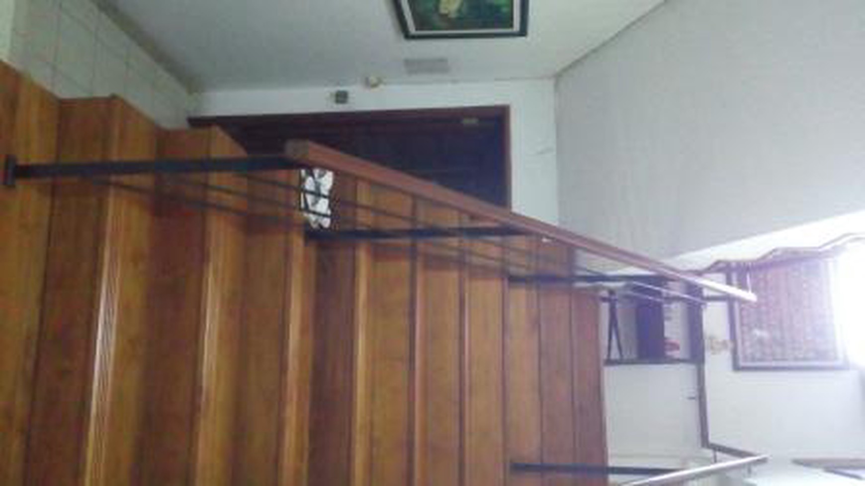 Rumah Hook Di Menteng Bintaro #EU