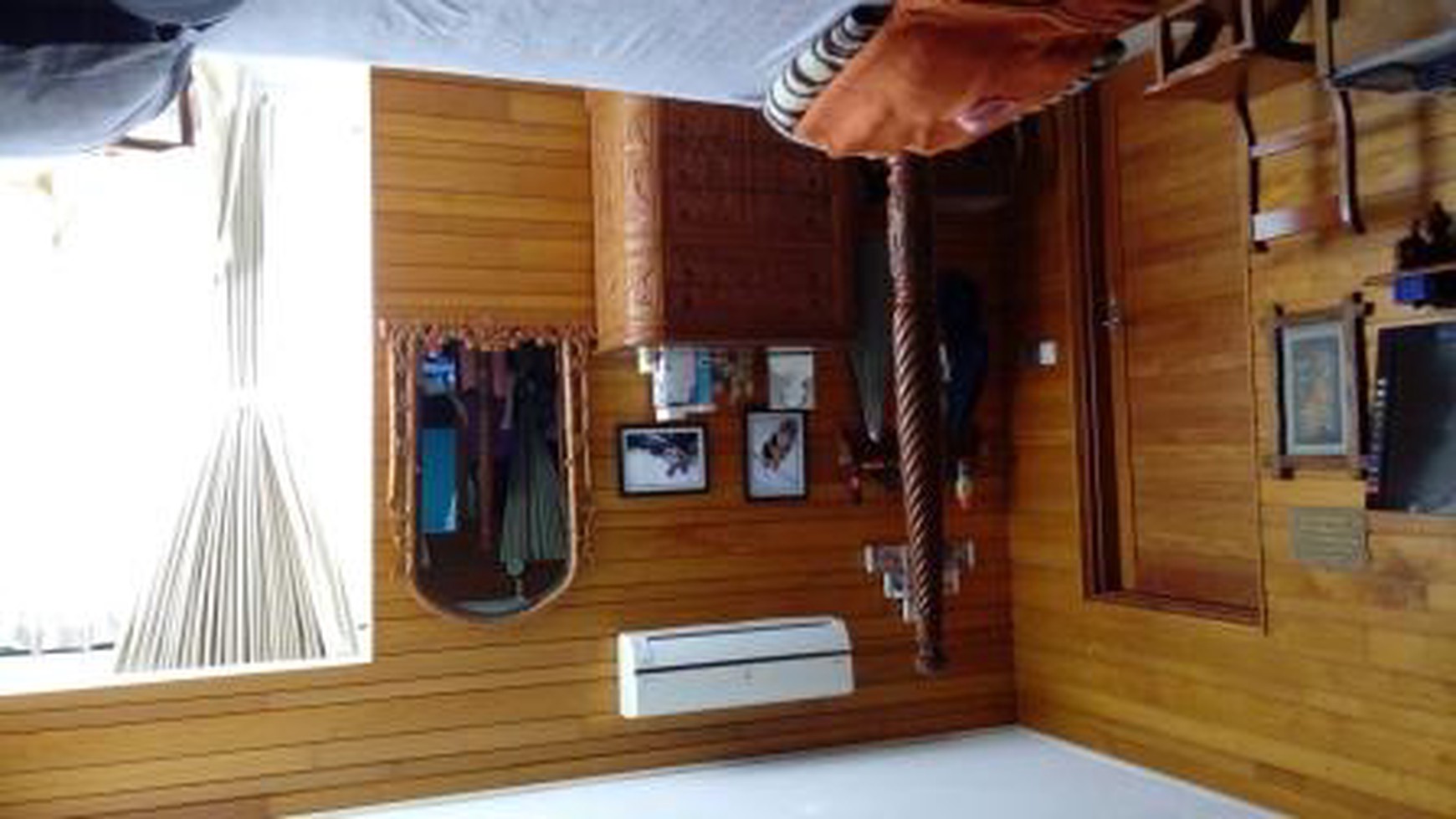 Rumah Hook Di Menteng Bintaro #EU