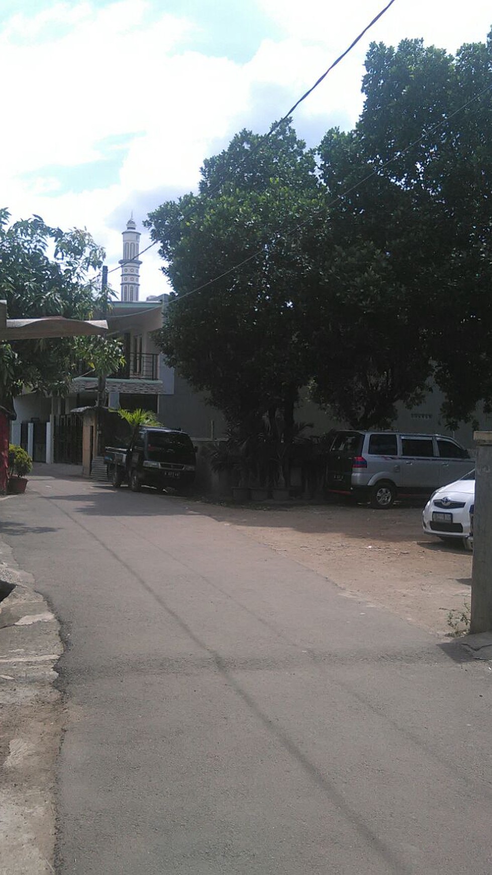 Rumah Murah Hitung Tanah Saja Lokasi di Jakarta Barat