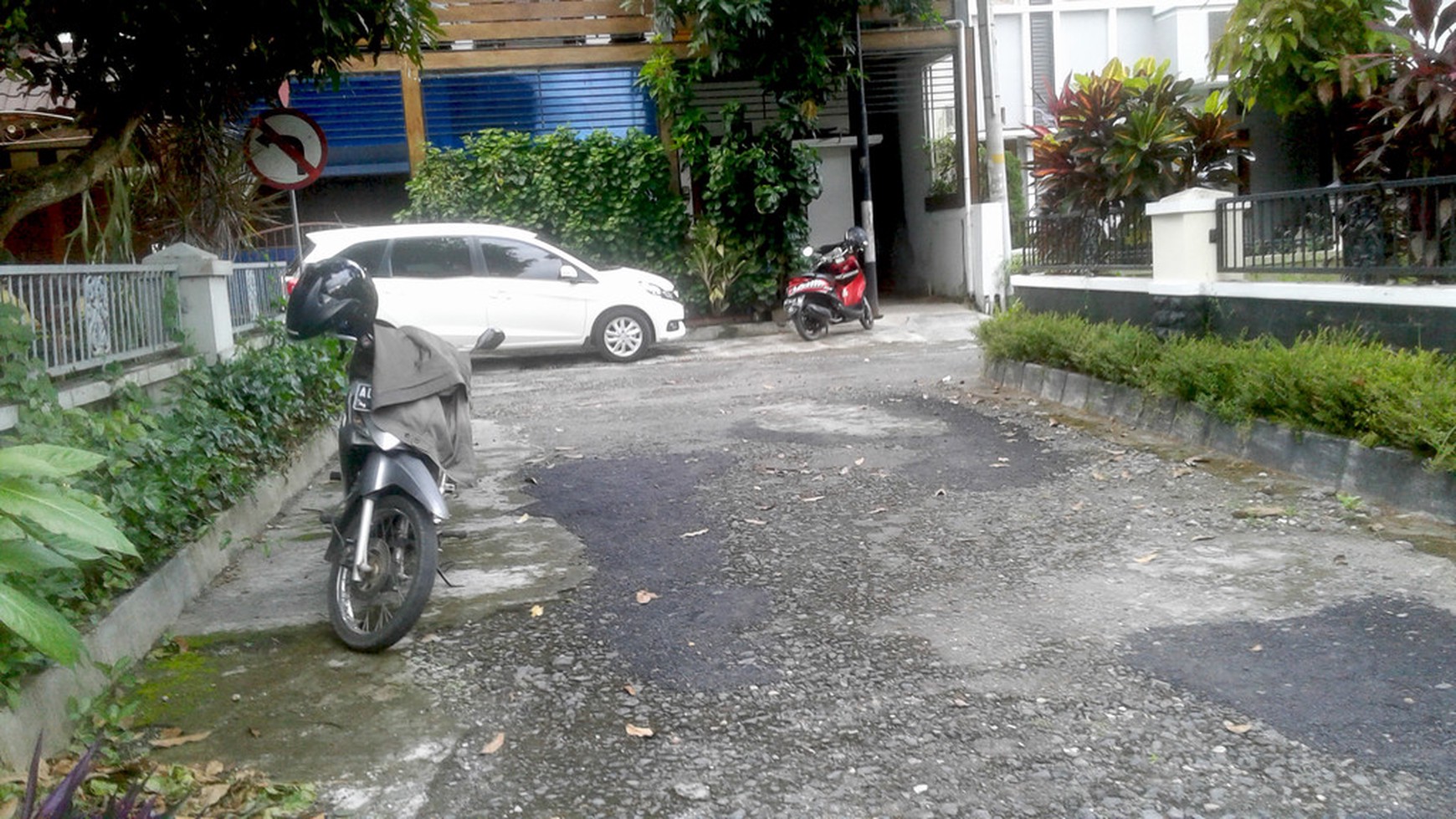 HUNIAN DI CORONGAN, PERUM KINARA PURI, SLEMAN