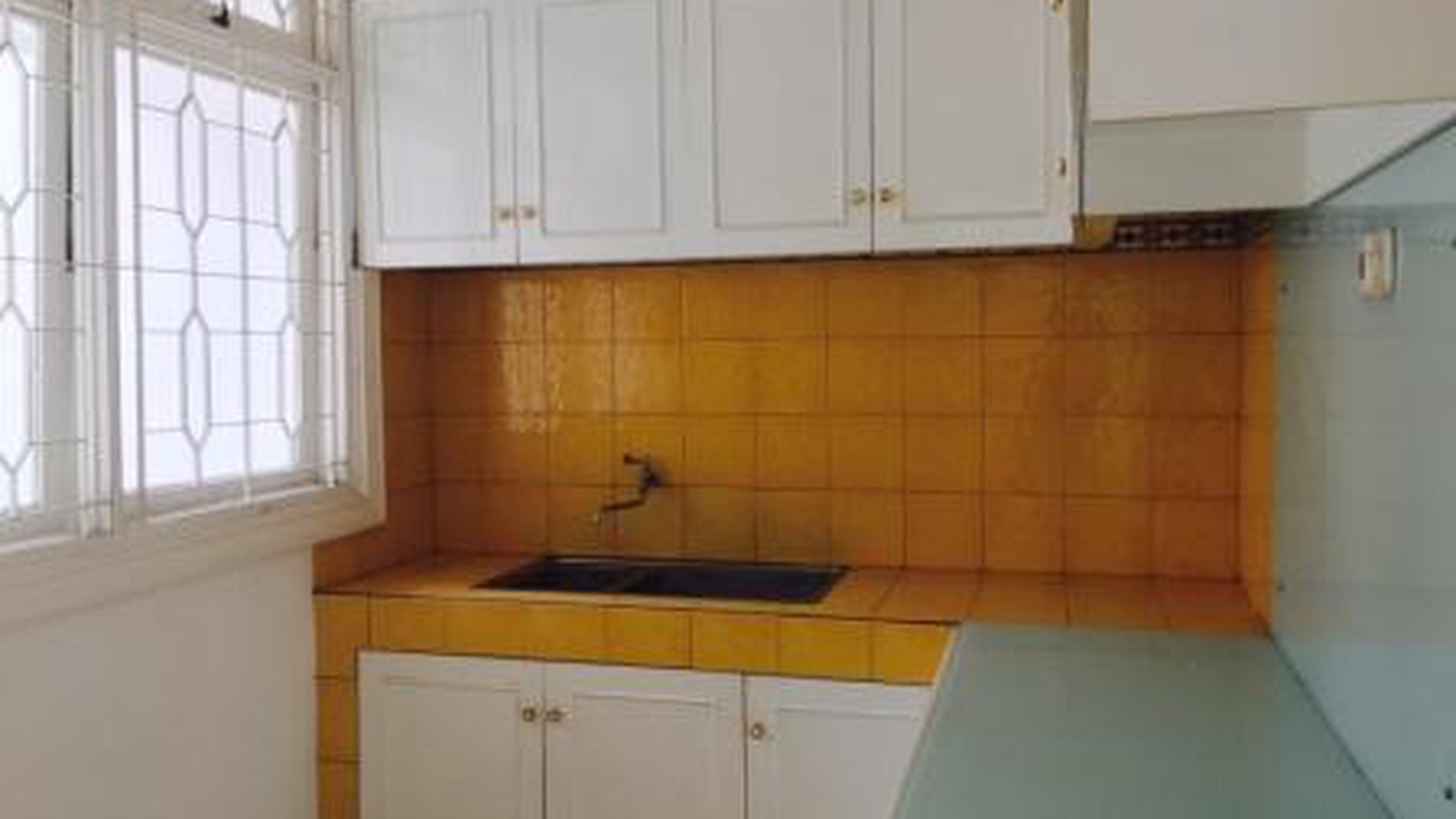 Elang House (Bintaro Sektor 9) near BIS with swimming pool #EU