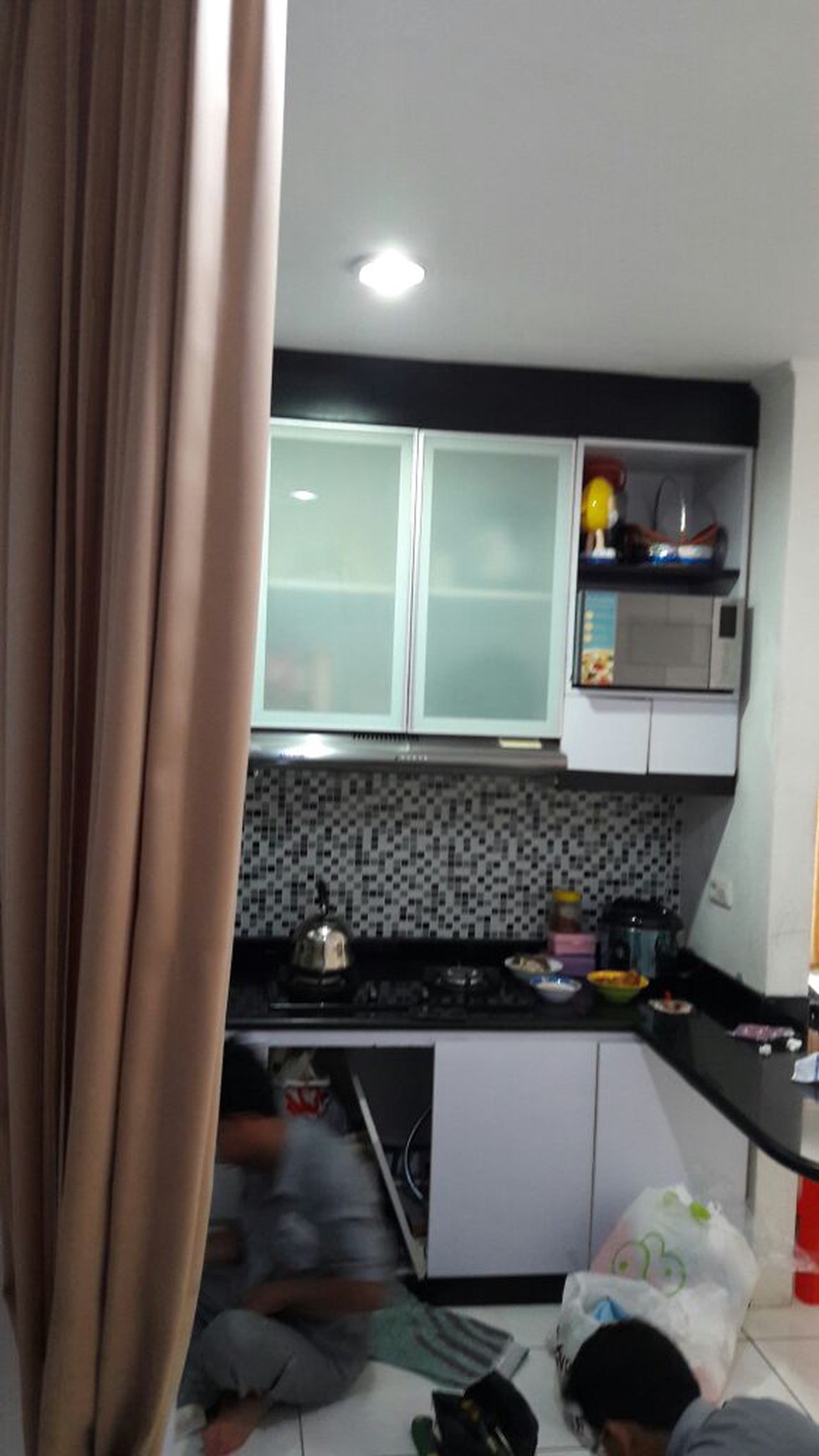 Lokasi tenang dan nyaman untuk dihuni, dekat dengan MOI