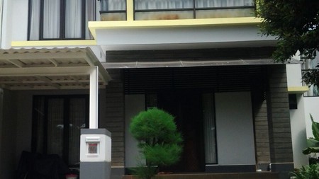 Rumah Nyaman dan Siap Huni di Kawasan Cluster Emerald, Bintaro