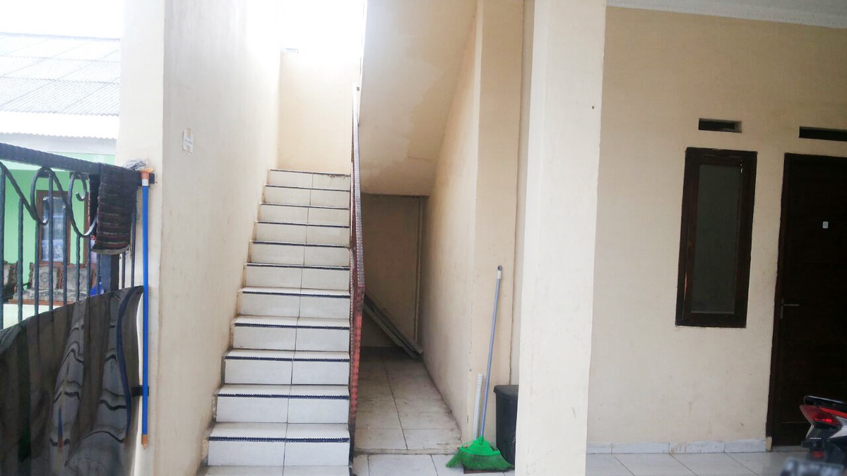 Dijual Rumah Kos-kosan Di Jl Cendrawasih, Jurang Mangu