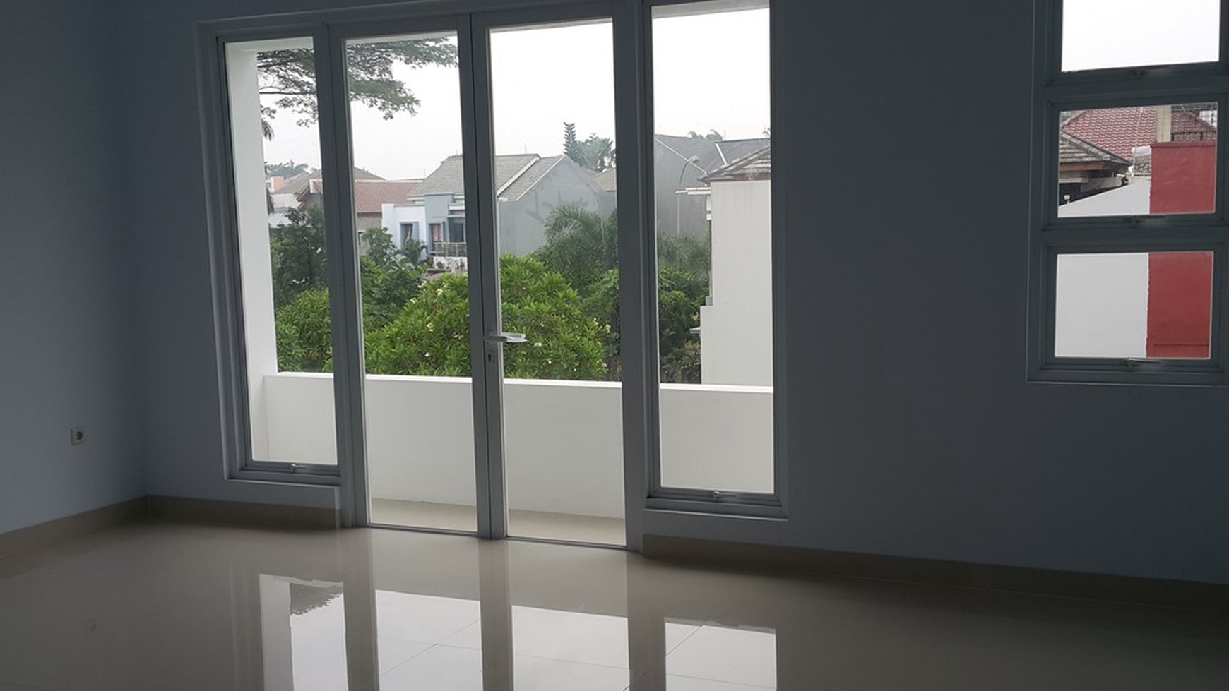 DIJUAL TURUN HARGA BSD CLUSTER PUSPITA LOKA Rumah Bangunan Baru, harga murah, Lokasi strategis dekat Al-Azhar