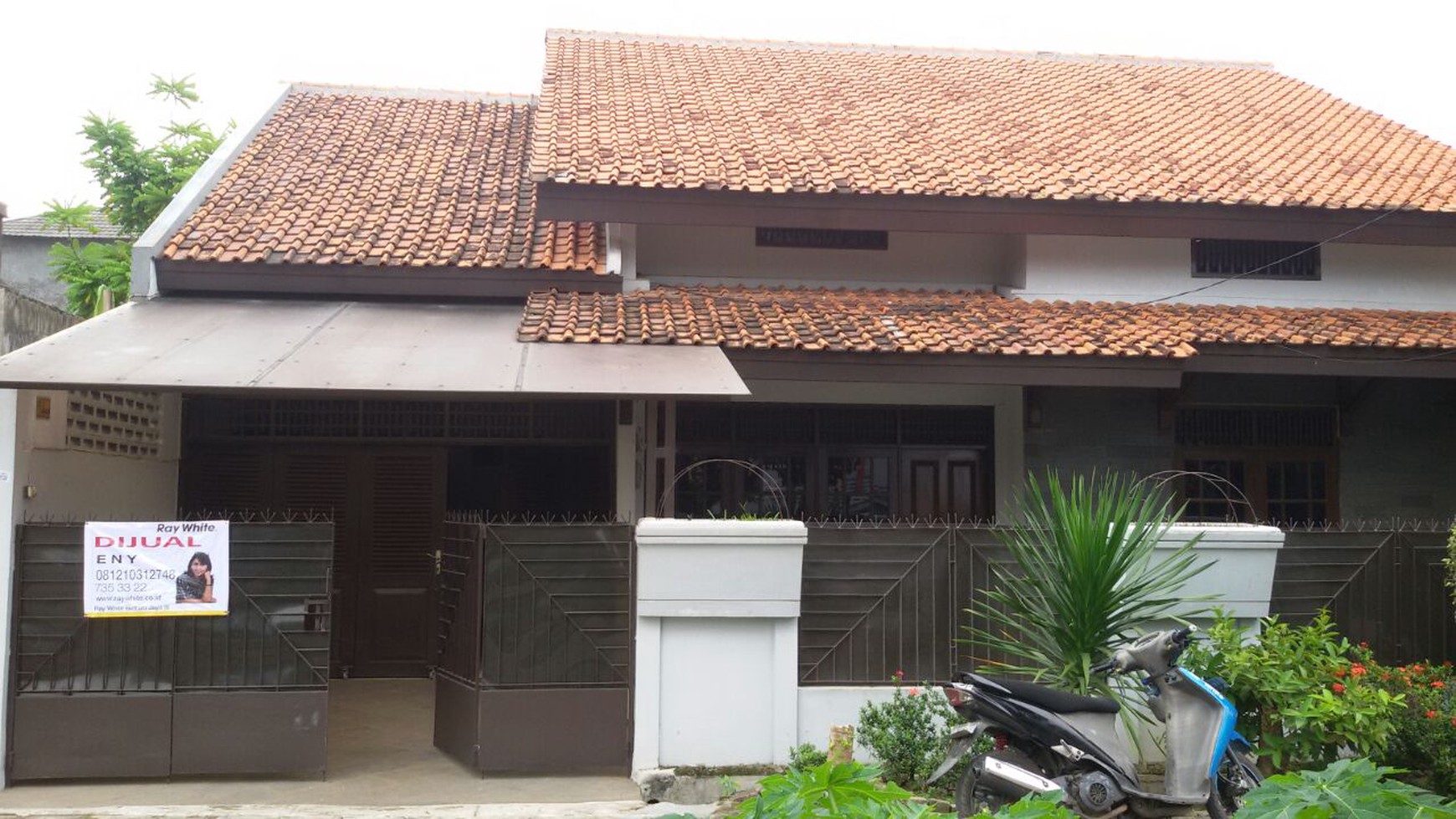 Rumah Dalam Perumahan di Pinang Tangerang