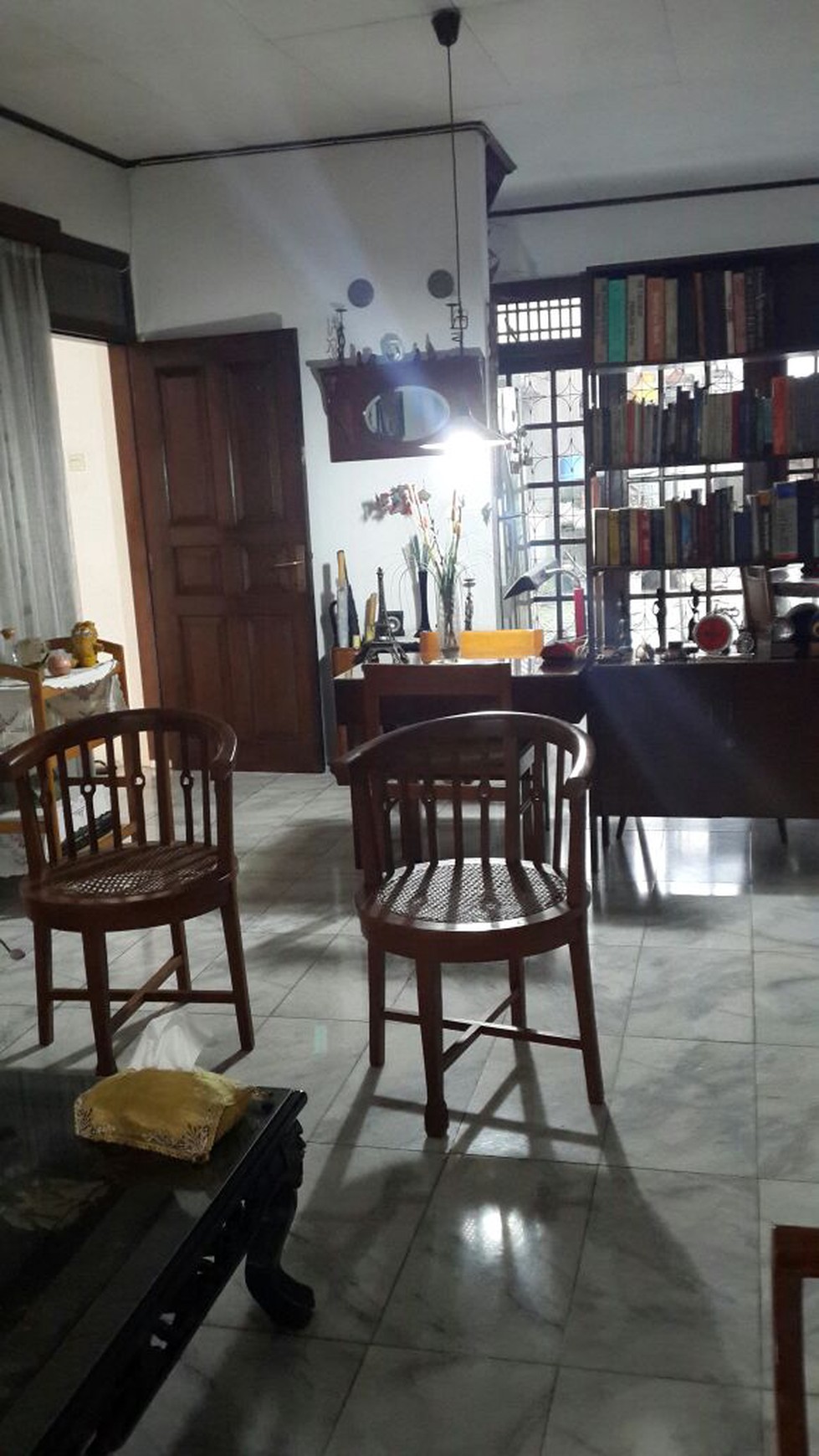 Rumah Dalam Perumahan di Pinang Tangerang