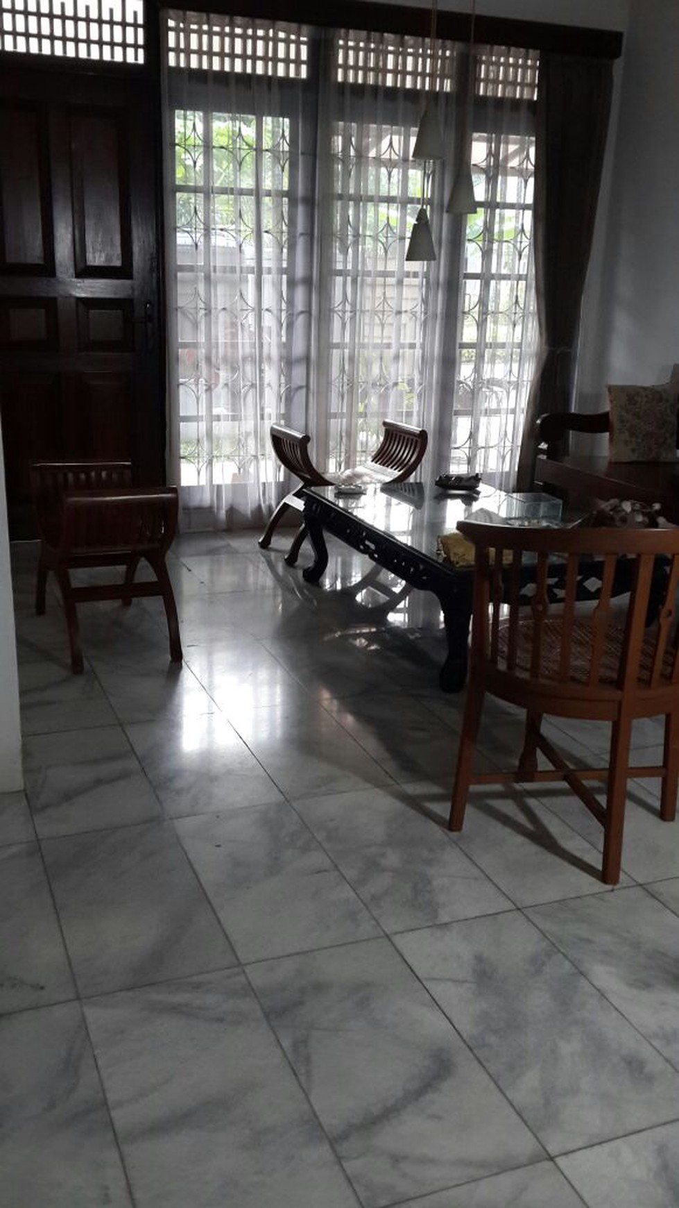 Rumah Dalam Perumahan di Pinang Tangerang