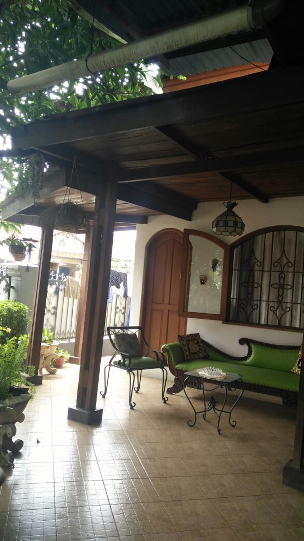 Rumah siap huni,nyaman di Pondok Aren