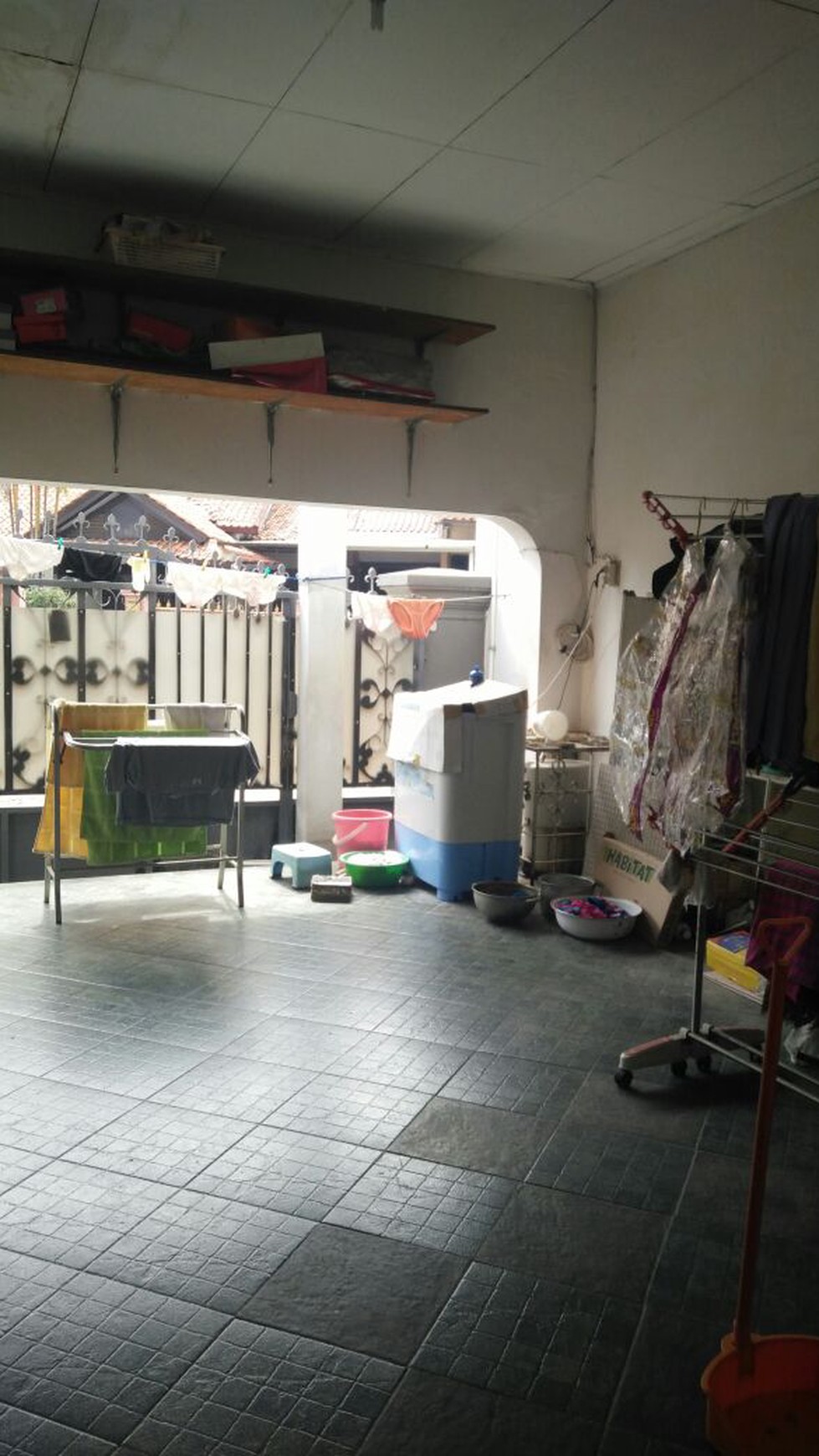 Rumah siap huni,nyaman di Pondok Aren