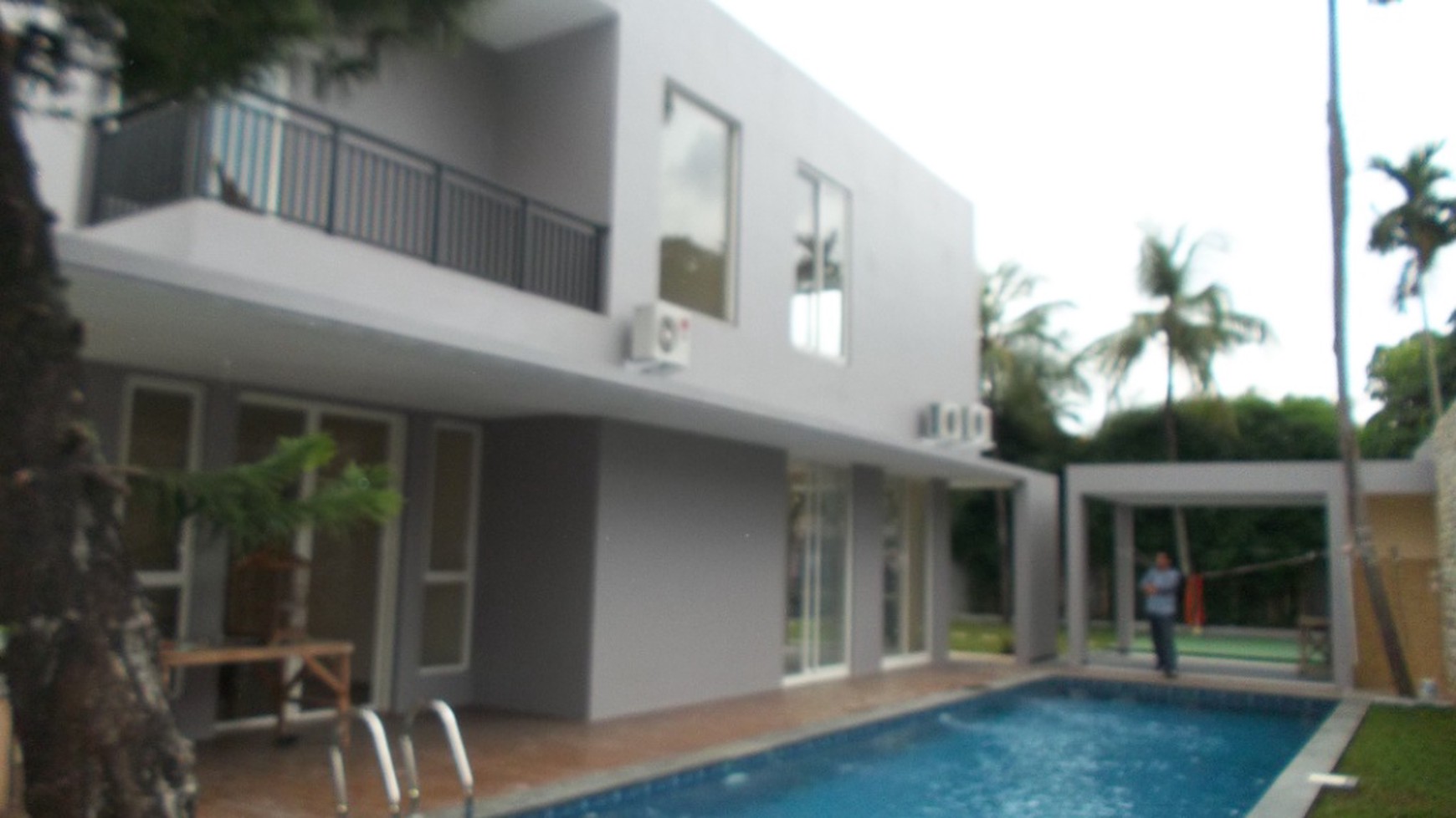 Beautiful house for rent in prime area of Kemang