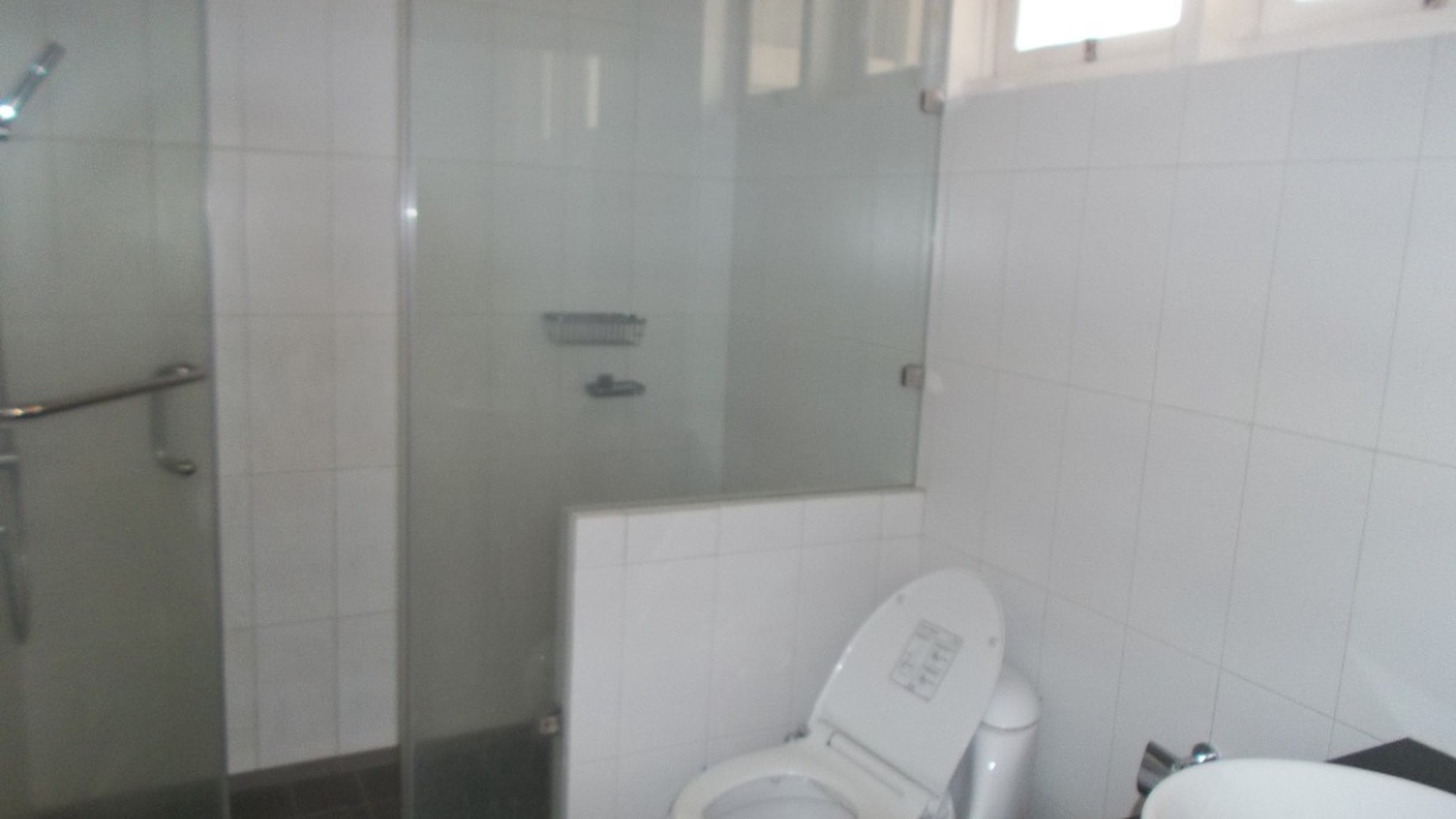 Beautiful house for rent in prime area of Kemang