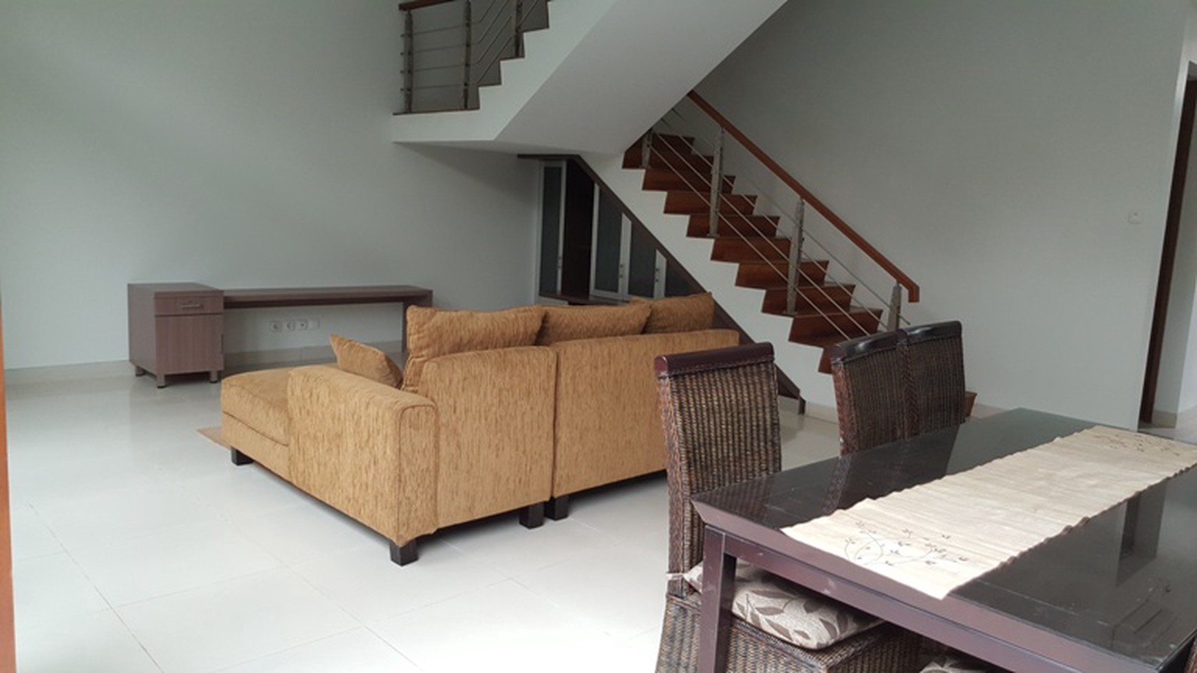 Great House in KEBAYORAN BARU