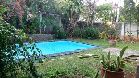 Nice House with Great Backyard in Kemang