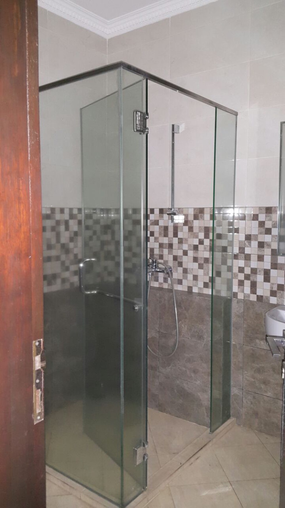 Dijual Rumah Taman Pattaya - Lippo Karawaci