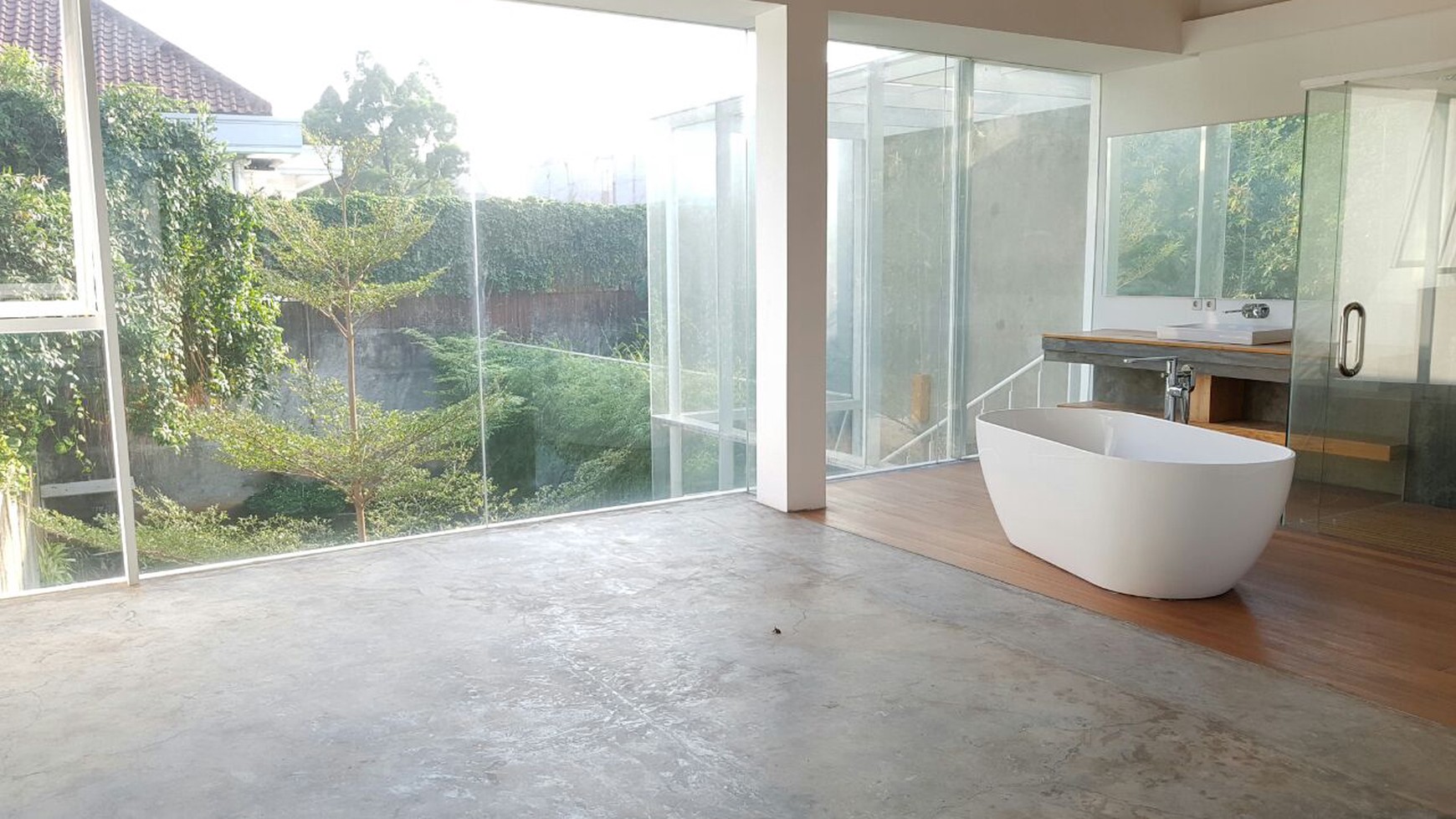 House For Rent @ Kemang Timur VI Compound