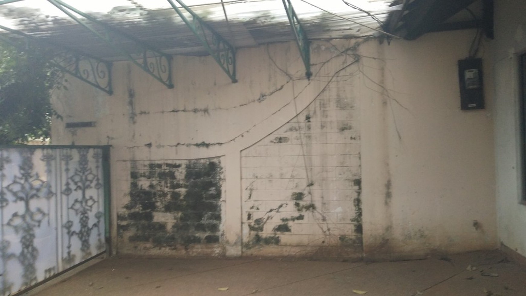 Rumah Tua Hitung Tanah @ Kemang selatan XII