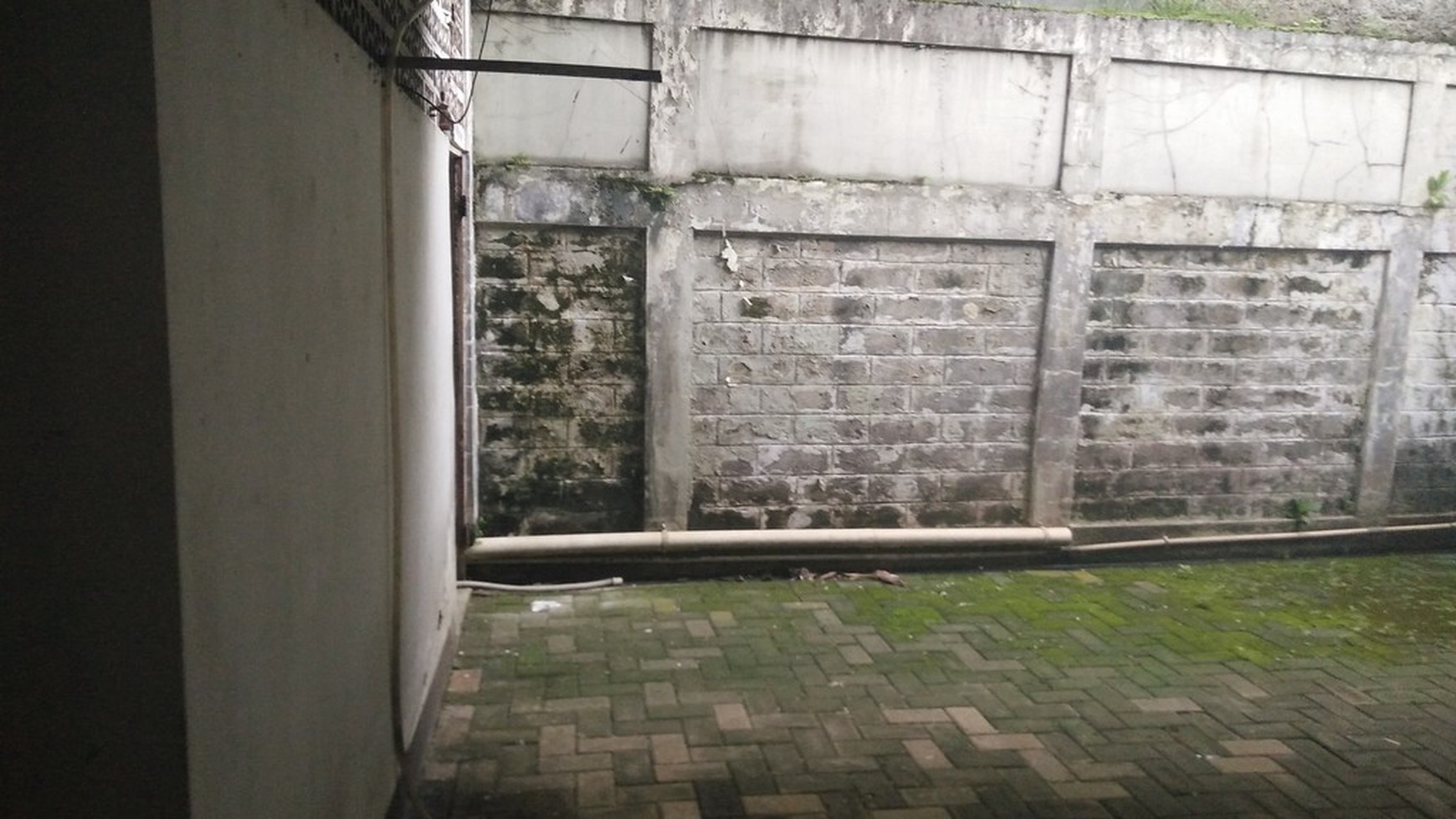 Rumah Tua Hitung Tanah @ Kemang selatan XII