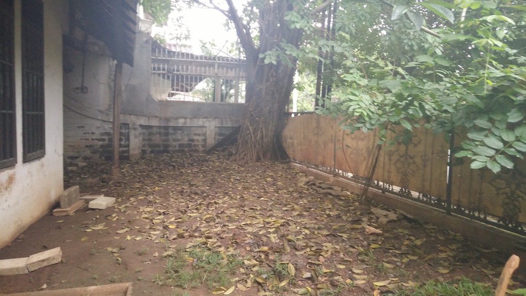 Rumah Tua Hitung Tanah @ Kemang selatan XII