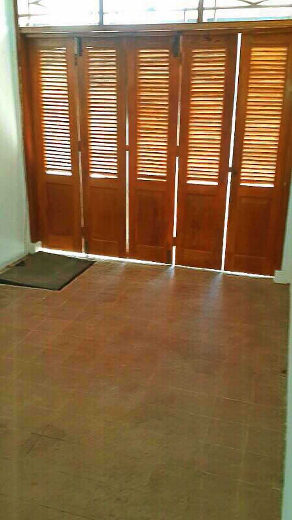 Rumah Cantik Jalan Lebar Area  Mampang Prapatan