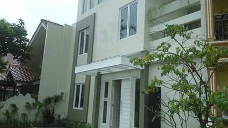 Dijual Rumah Taman Bromo - Lippo Karawaci