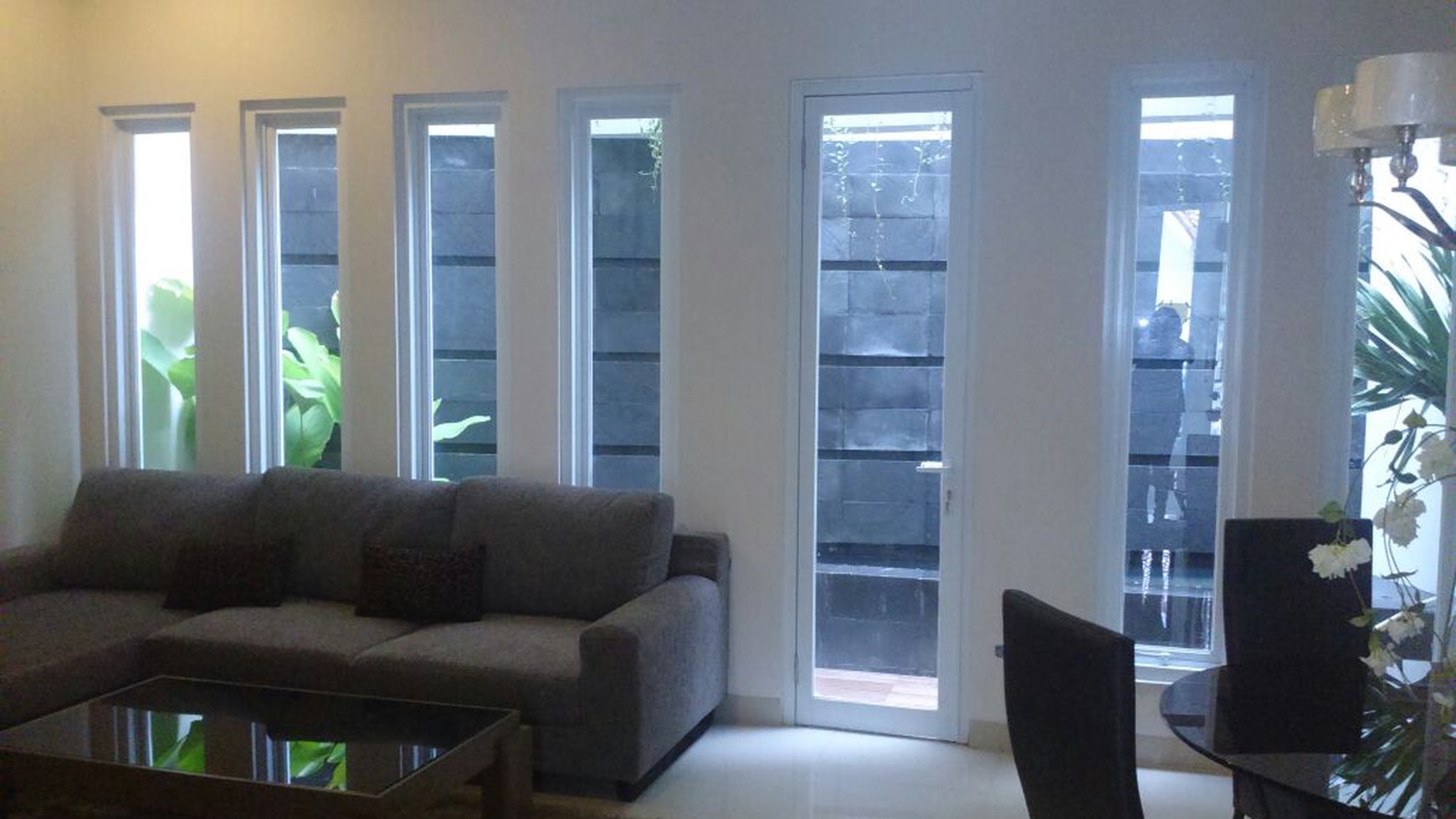 Dijual Rumah Taman Bromo - Lippo Karawaci