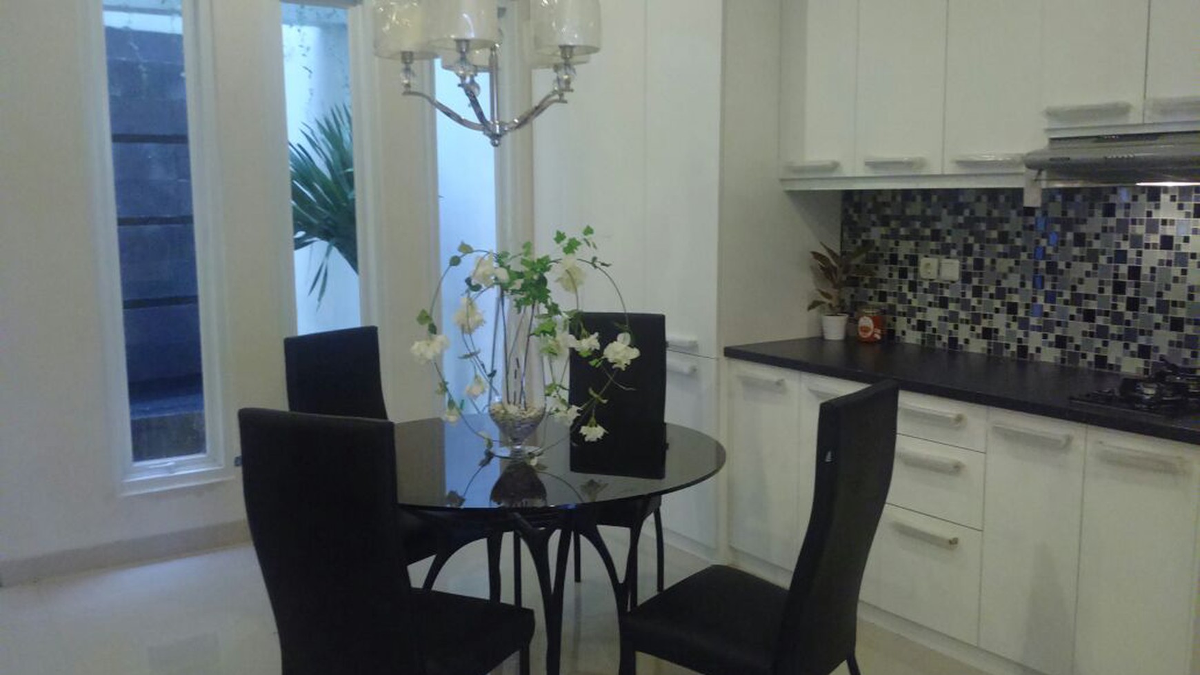 Dijual Rumah Taman Bromo - Lippo Karawaci