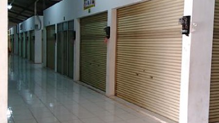 dijual murah dibawah harga kios pasar modern pondok cabe,  cocok u semua jenis bidang usaha