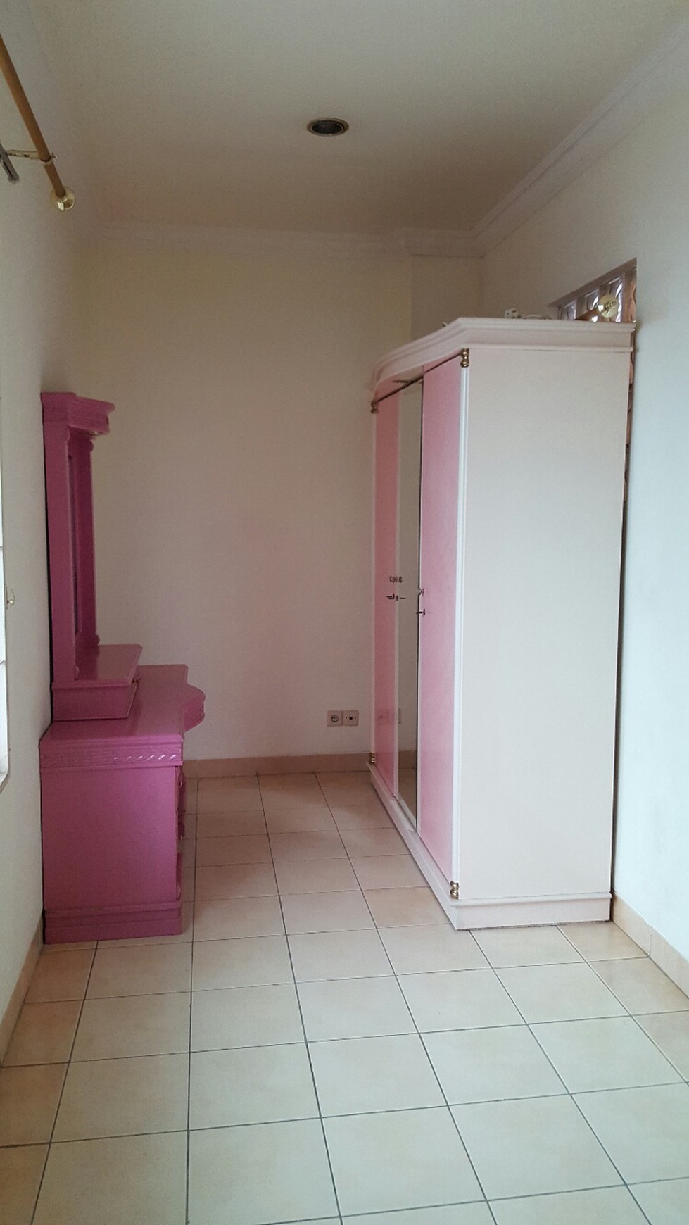 Dijual Rumah Taman Imam Bonjol - Lippo Karawaci