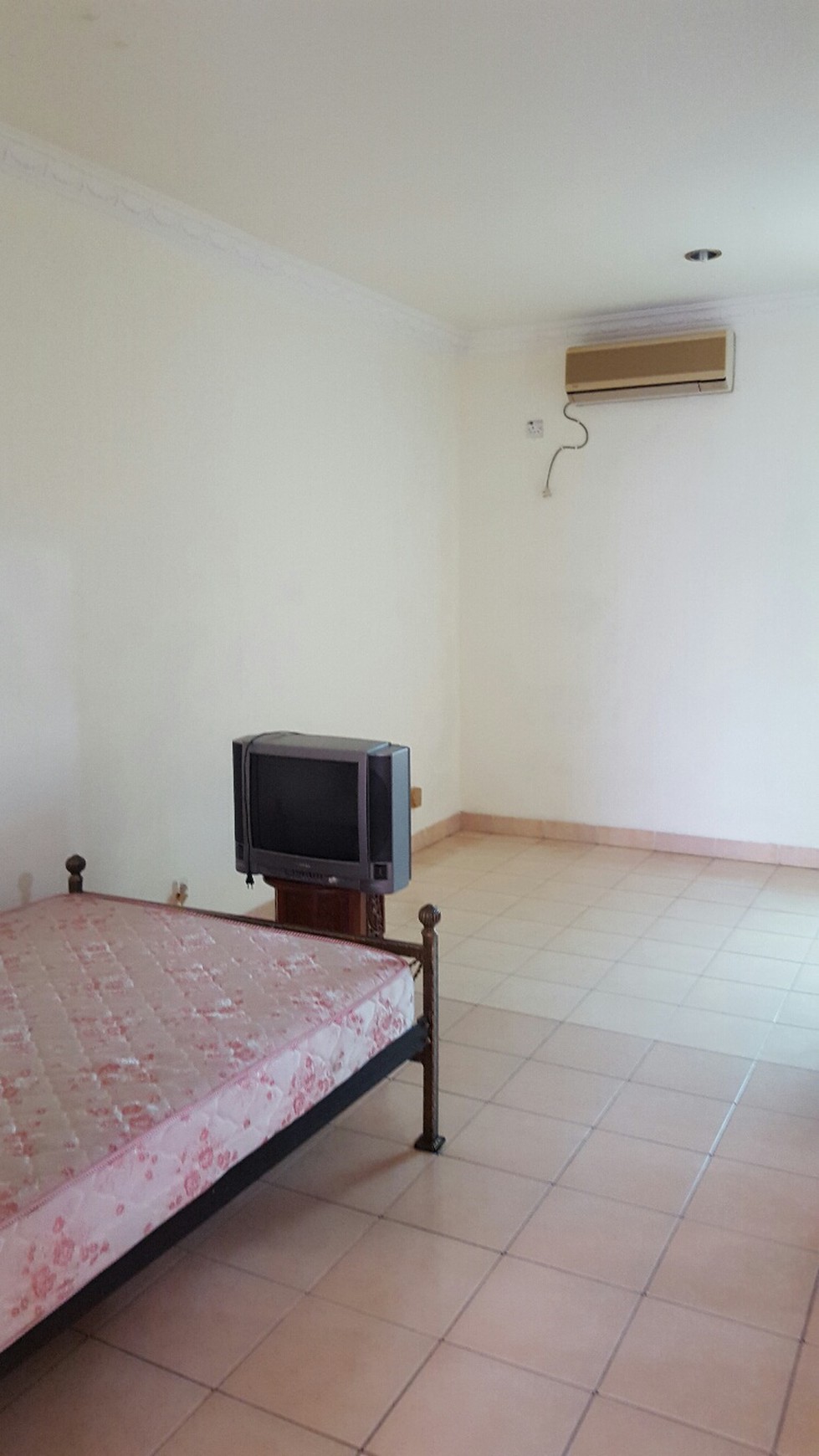 Dijual Rumah Taman Imam Bonjol - Lippo Karawaci