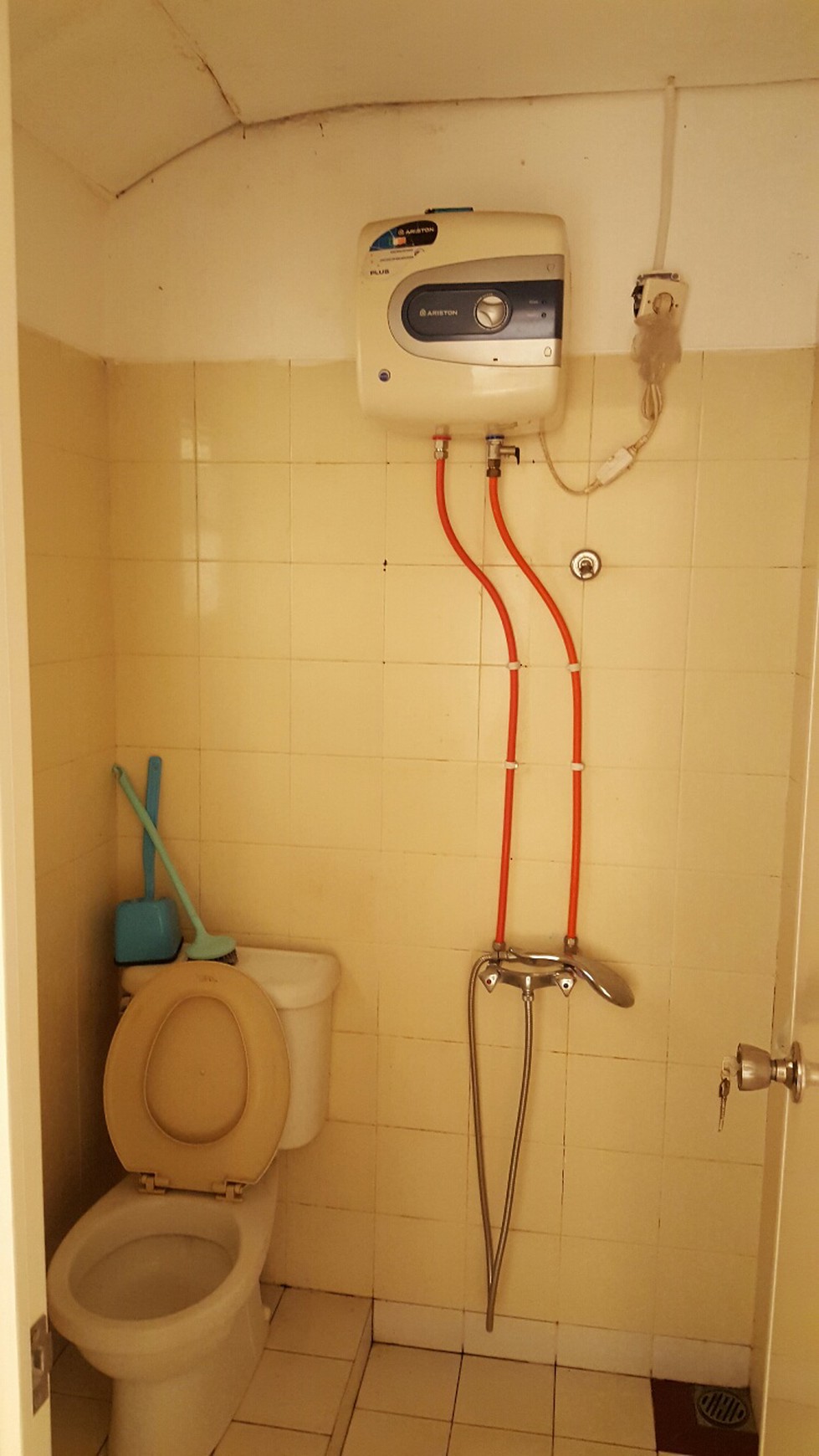 Disewakan Rumah Taman Imam Bonjol - Lippo Karawaci