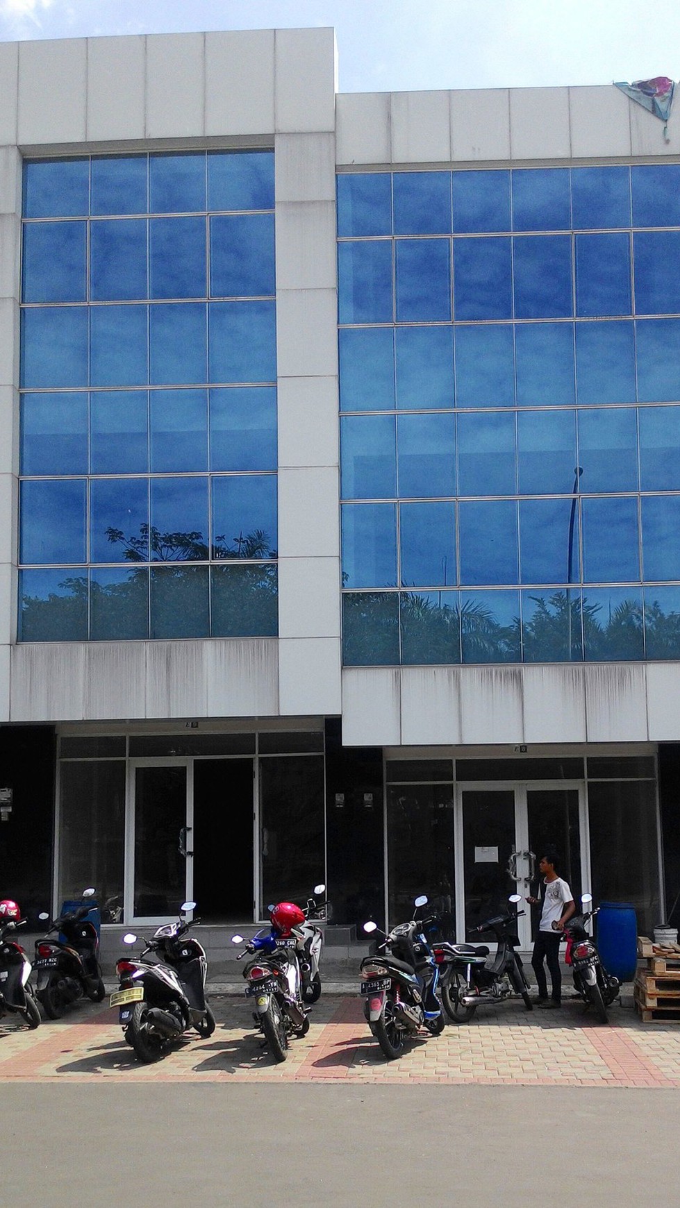 RUKO GANDENG 3 LANTAI BARU DAN SIAP HUNI DI TEKNO BOULEVARD, BSD