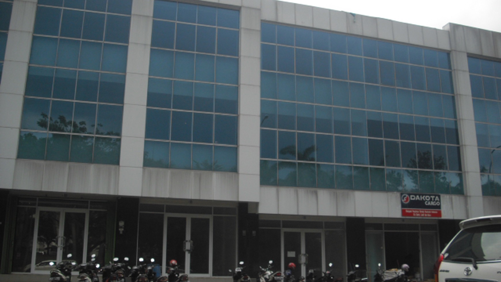 RUKO GANDENG 3 LANTAI BARU DAN SIAP HUNI DI TEKNO BOULEVARD, BSD