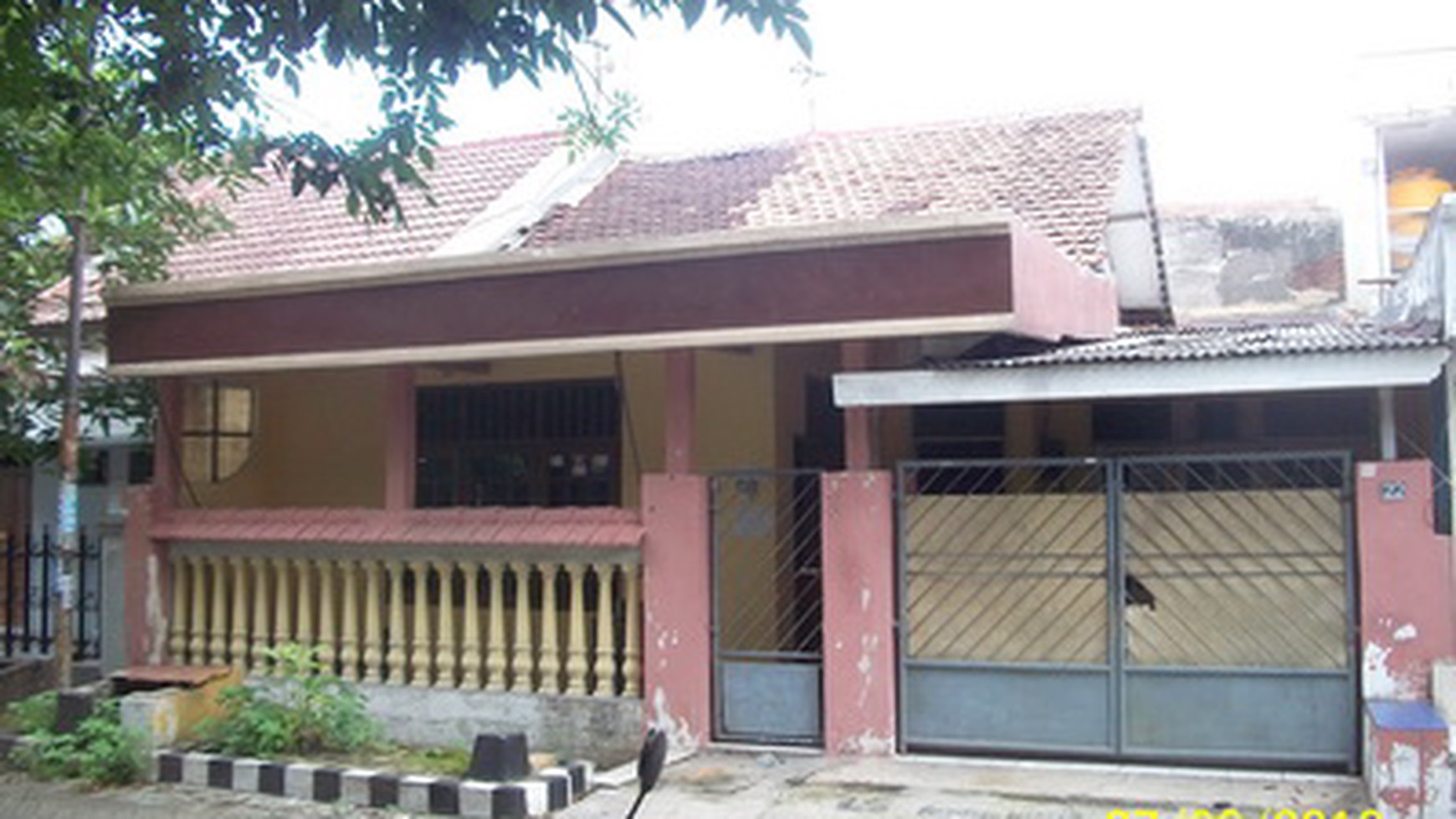 Rumah di Rungkut Barata, Terawat + SIAP HUNI - D/Y -