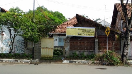 Rumah Tua hitung tanah 969m, Lokasi Strategis 5.5M nego