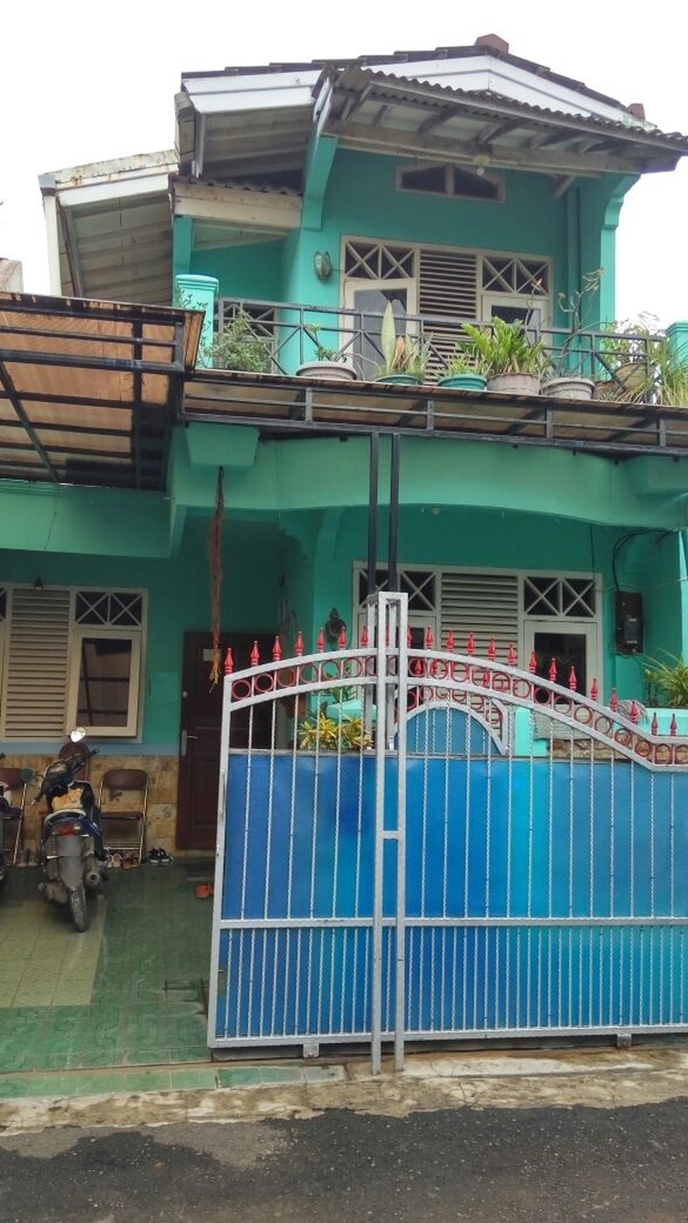 Rumah siap huni di Pondok Gede