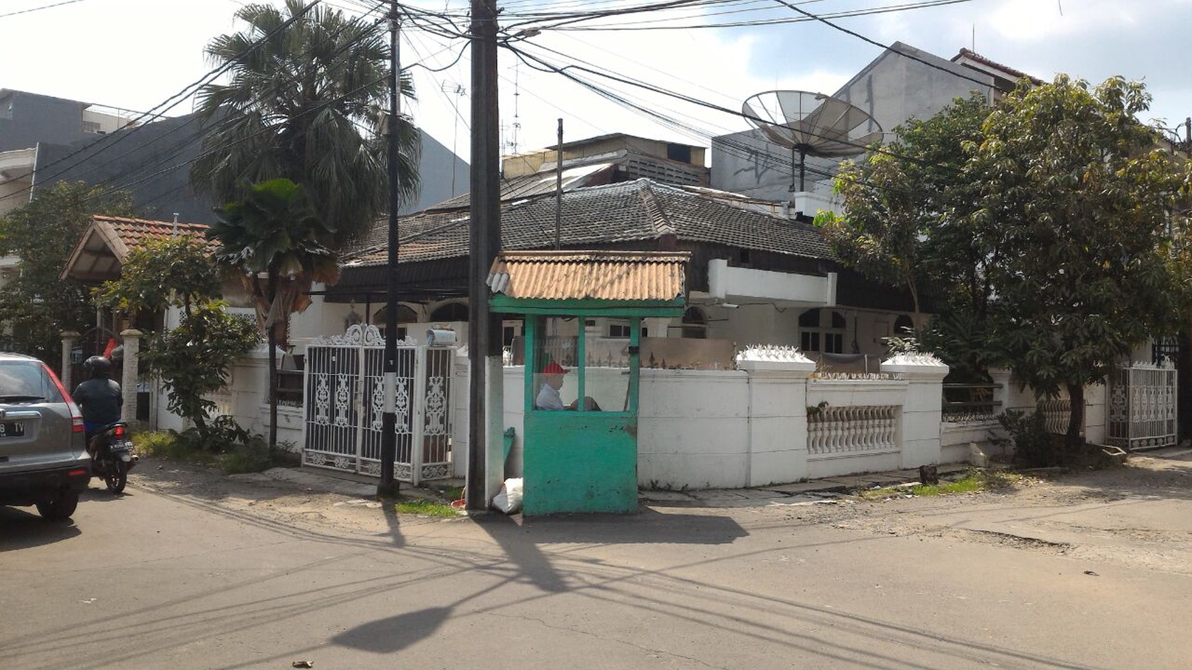 Rumah standard 1 lantai ,hitung tanah,Hoek di Gading Elok ,Kelapa Gading  Jakarta - Utara