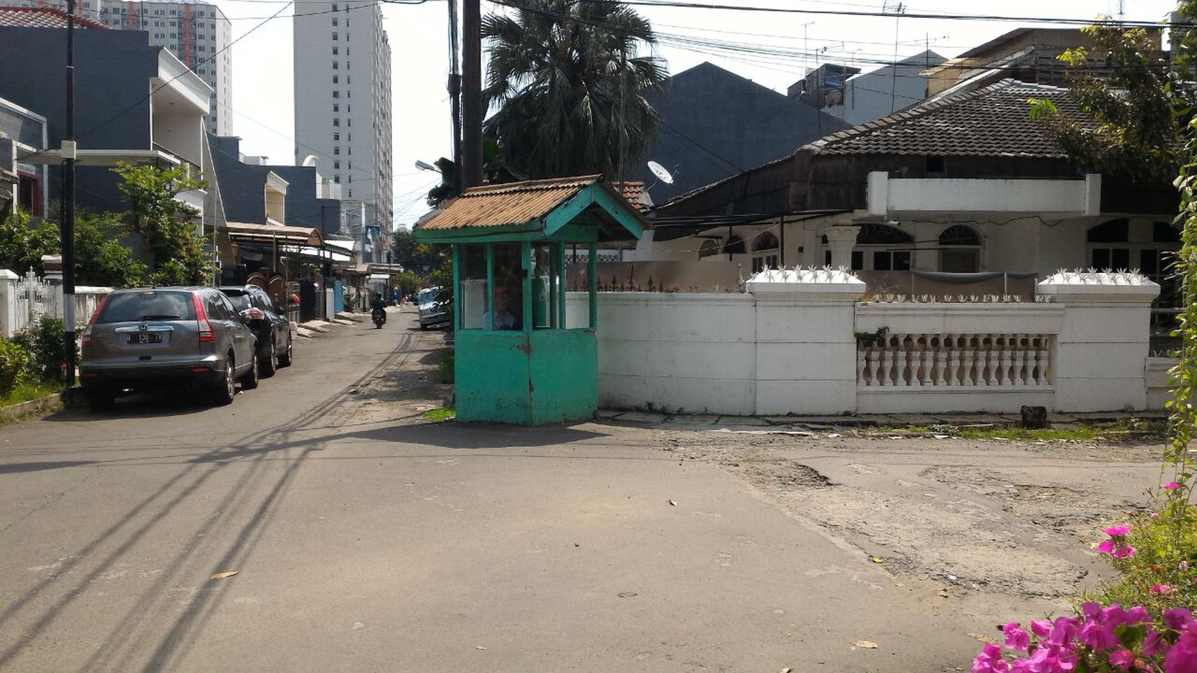 Rumah standard 1 lantai ,hitung tanah,Hoek di Gading Elok ,Kelapa Gading  Jakarta - Utara