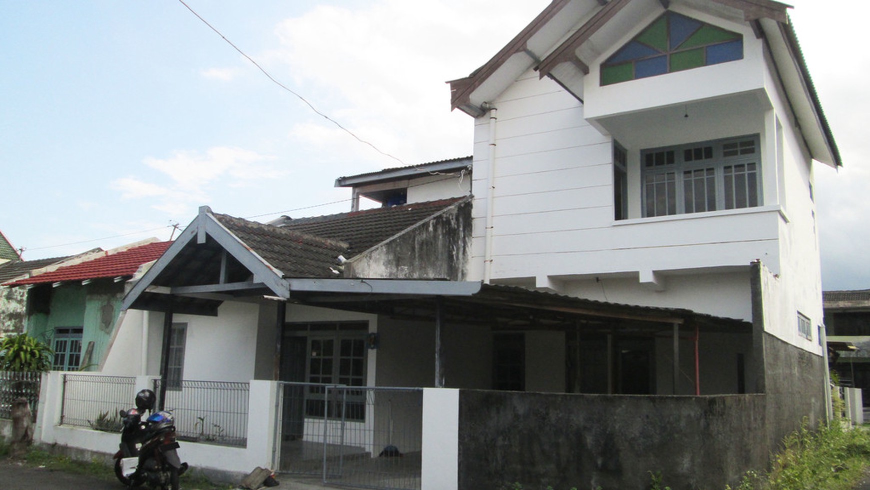 RUMAH DISEWA DI PERUM JAMBUSARI, JL. FRAMBORS, SLEMAN