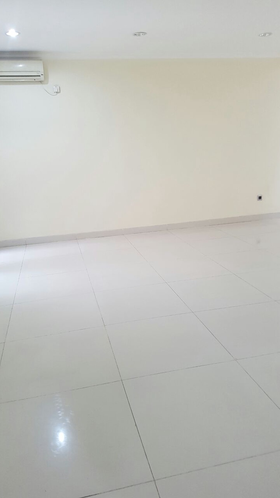 Rumah di Pondok Indah Jalan Gedung Hijau