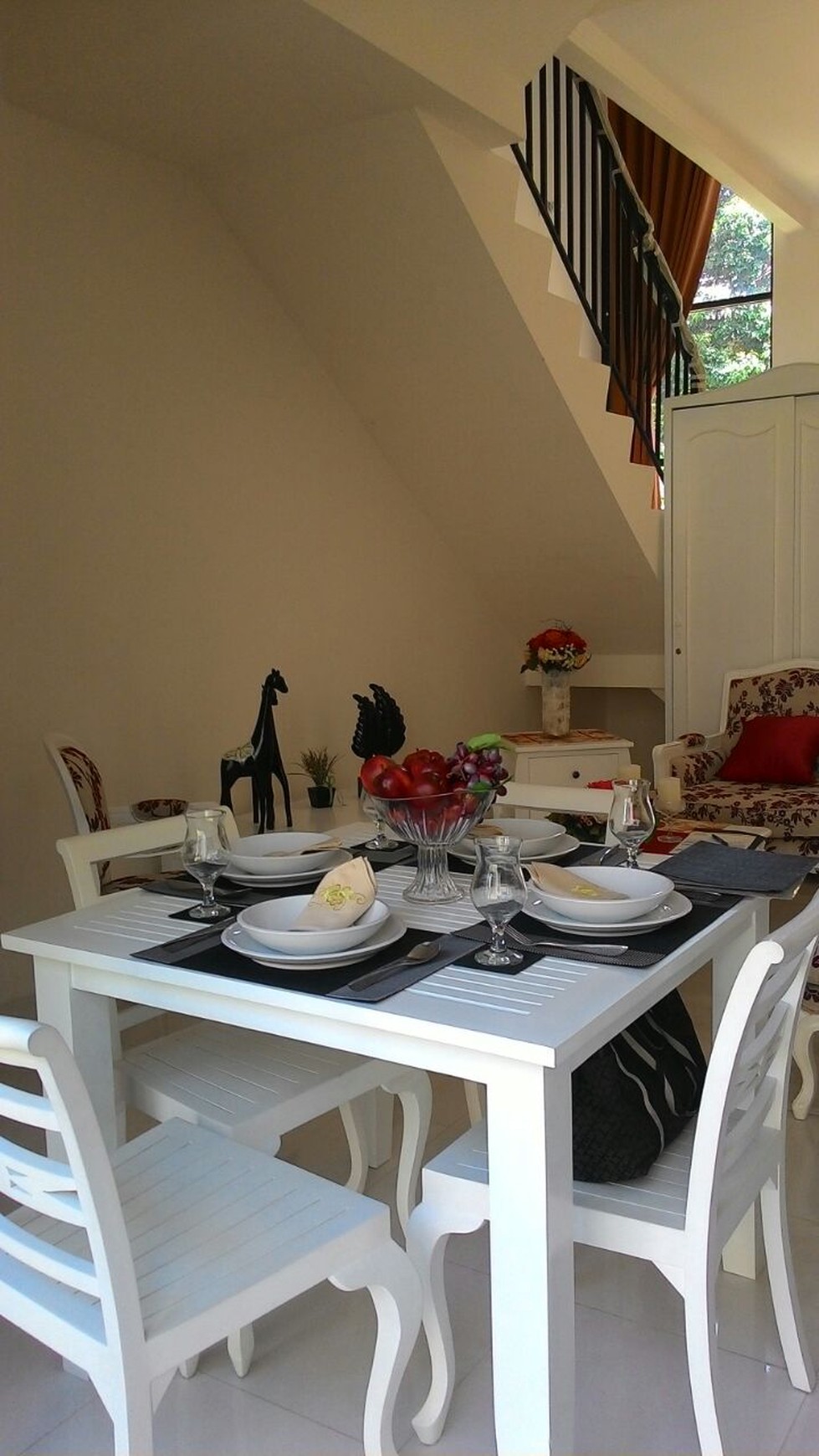 Rumah Baru Full Furnist,dekat tol,sekolah international,Mall.....Discovery Oke