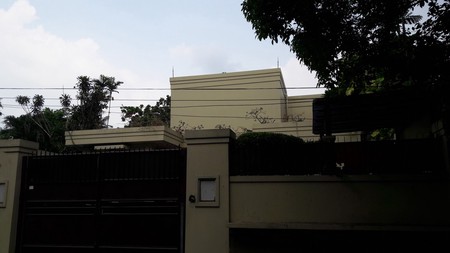 Prestigeous Location in South Jakarta !!