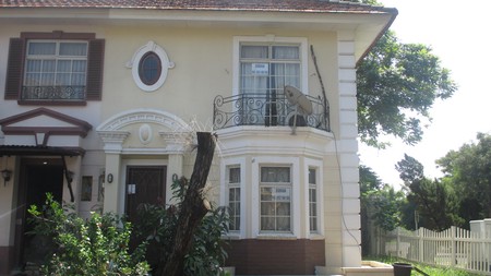 Disewakan Townhouse Taman Paris Special Unit - Lippo Karawaci