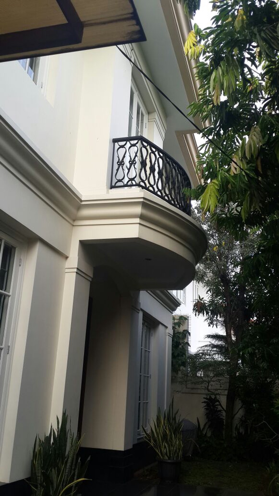 Rumah Cantik siap Huni